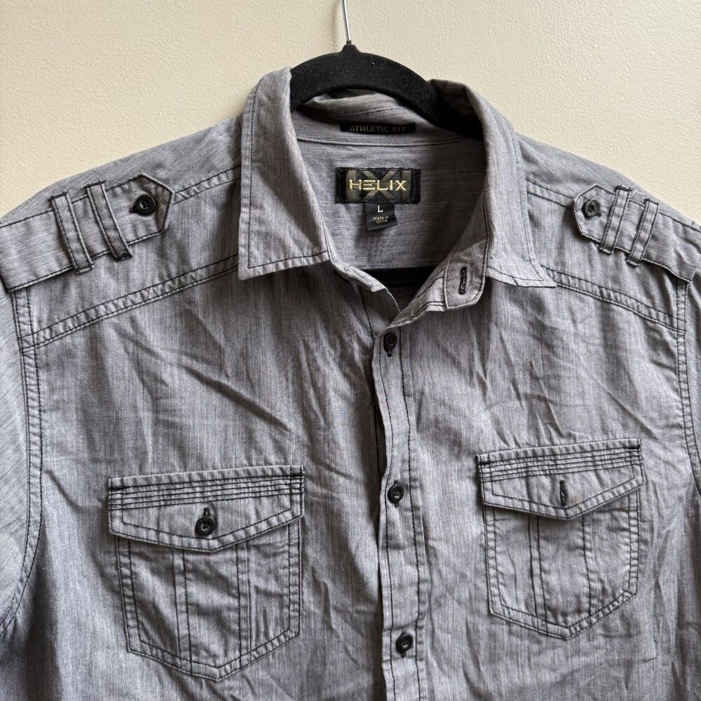 HELIX Gray short sleeve button up Pockets Size Large